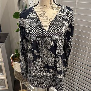 Black and White Paisley Blouse
